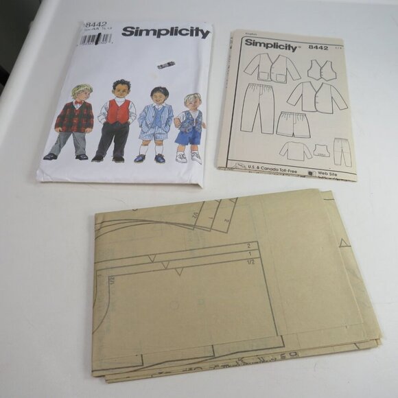 Simplicity 8442 Clothing Sewing Pattern (UNCUT) size 1/2-2 formal & causal - Picture 3 of 6